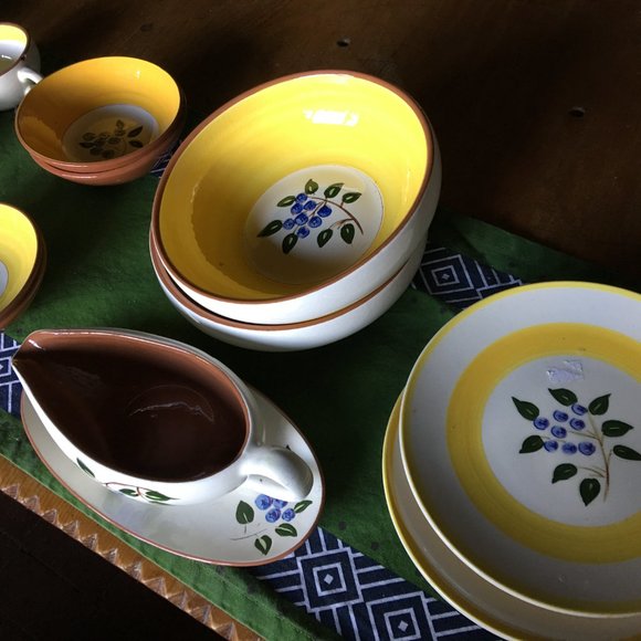 Stangl Blueberry pattern 19 pieces vintage - Picture 2 of 3